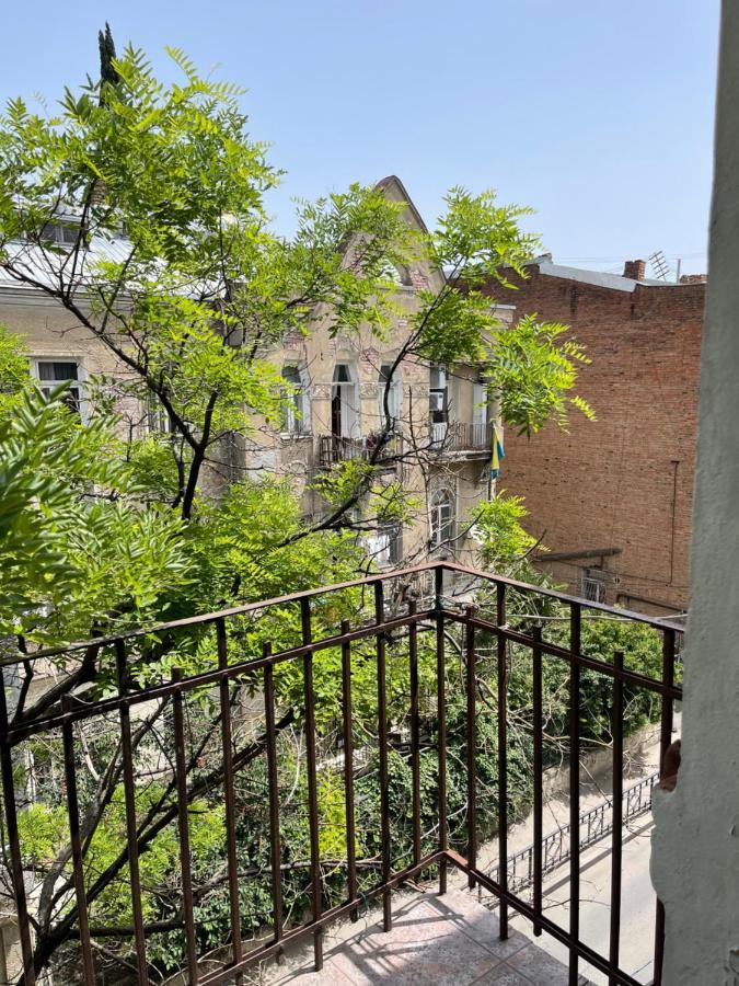 Guest House Third Floor Tbilisi Luaran gambar