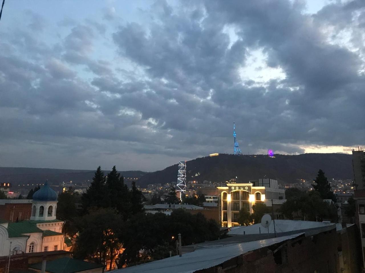 Guest House Third Floor Tbilisi Luaran gambar